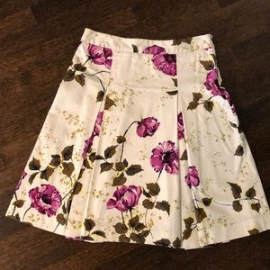 Banana Republic floral pleated skirt